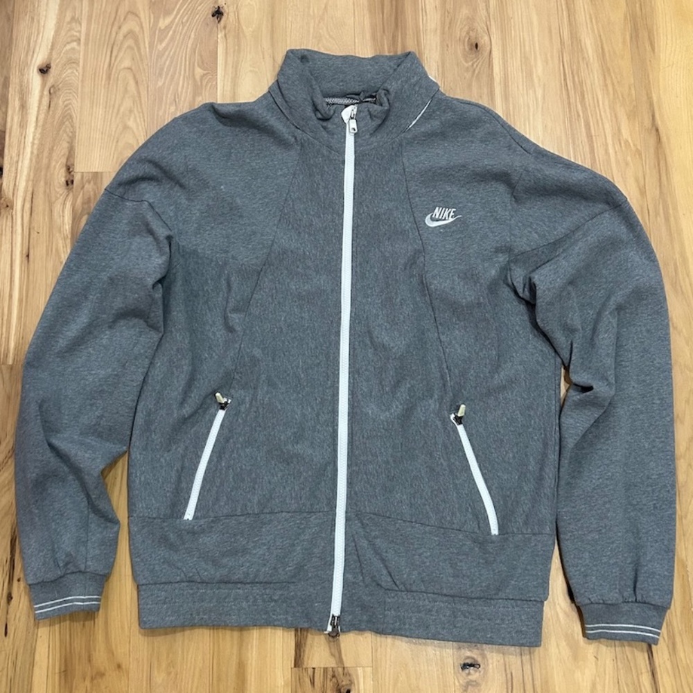 Nike Sportswear Sweatshirt Jacket With Deployable Hood Size XL Gray